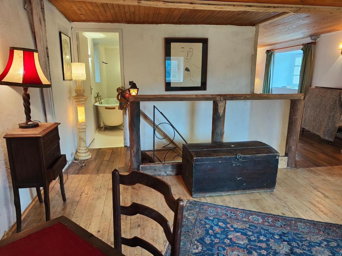 Ancienne Petite Ferme Renovee Villa Saint-Regis-du-Coin Dış mekan fotoğraf